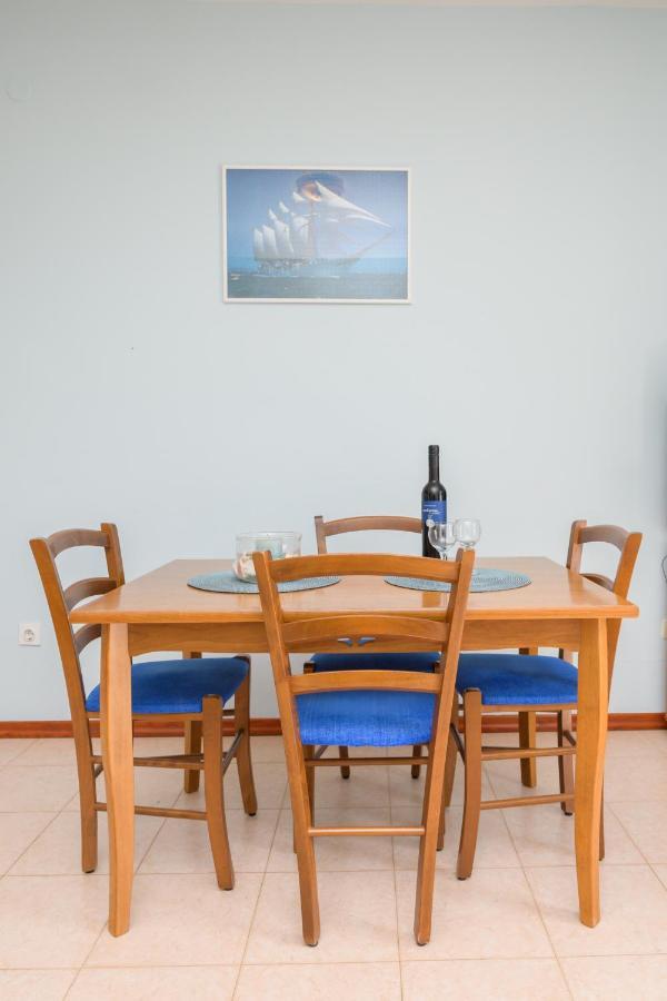 Apartments Marina Veskovic Нерезине Екстериор снимка