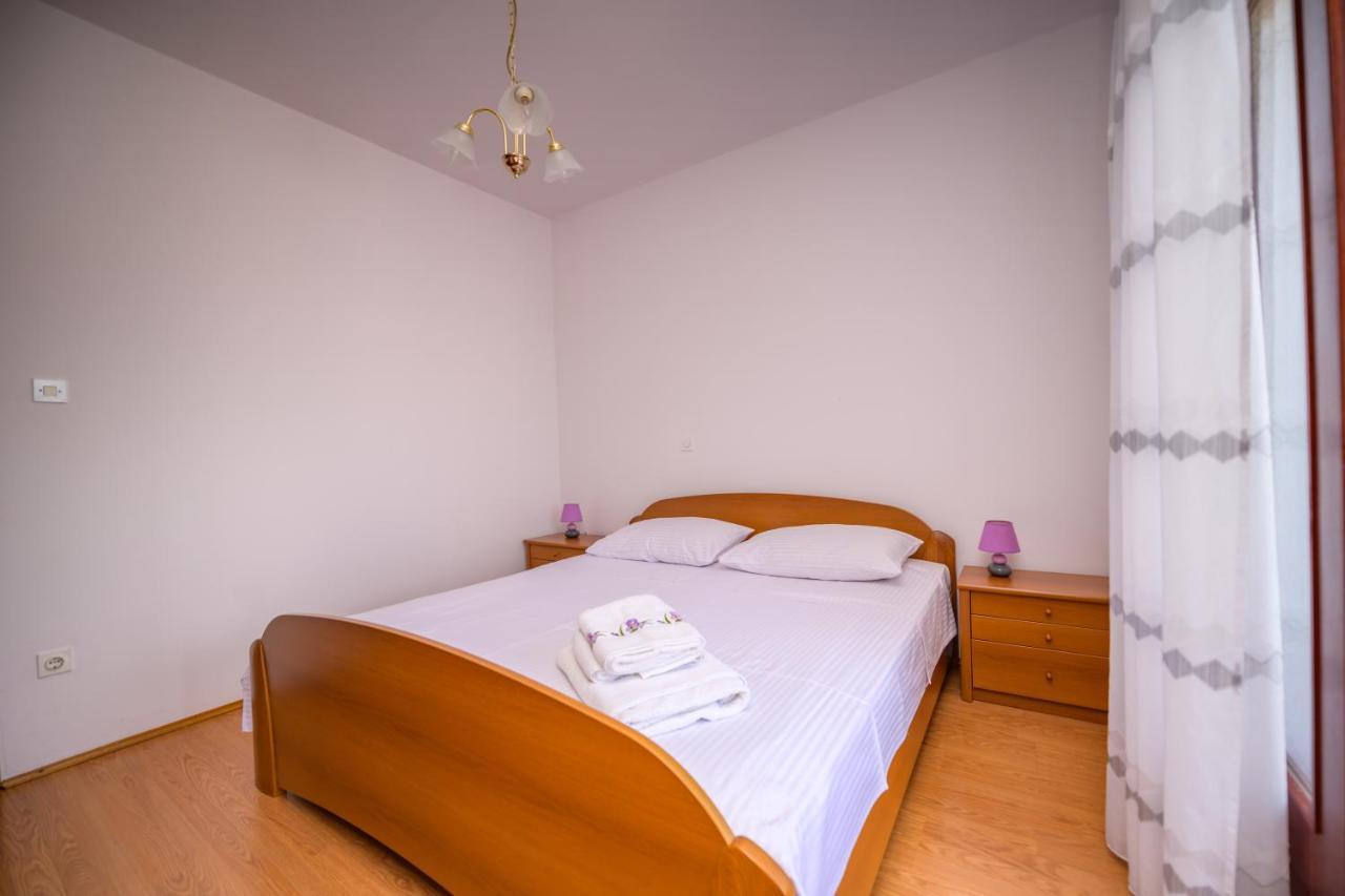 Apartments Marina Veskovic Нерезине Екстериор снимка
