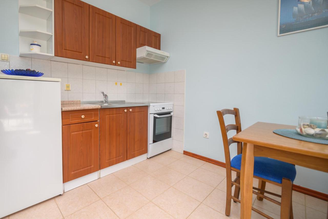 Apartments Marina Veskovic Нерезине Екстериор снимка